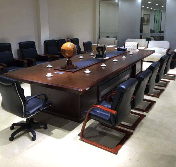 不同材質與種類的辦公家具如何養護？